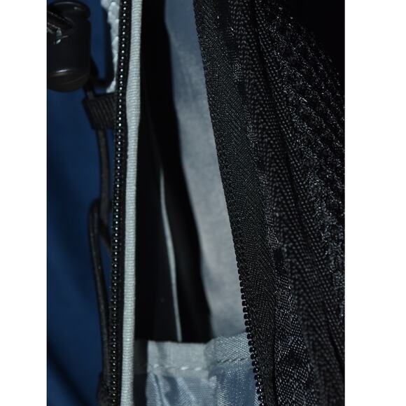 NEW Zefal Hydro One 1.5 Liter Hydration Pack Bag with Storage NWT Hiking Biking - Picture 6 of 6